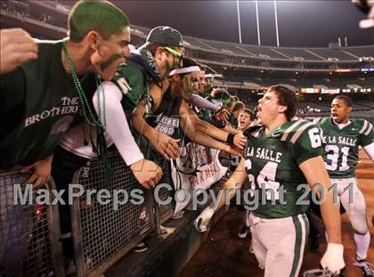 Thumbnail 1 in De La Salle vs. California (CIF NCS D1 Final) photogallery.