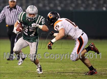 Thumbnail 1 in De La Salle vs. California (CIF NCS D1 Final) photogallery.