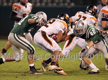 Thumbnail 3 in De La Salle vs. California (CIF NCS D1 Final) photogallery.