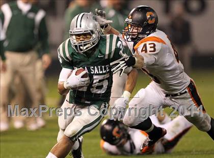 Thumbnail 1 in De La Salle vs. California (CIF NCS D1 Final) photogallery.