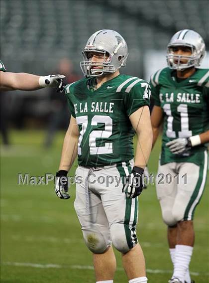 Thumbnail 3 in De La Salle vs. California (CIF NCS D1 Final) photogallery.