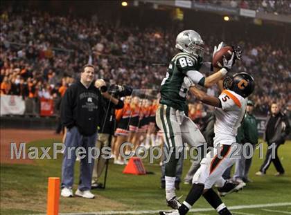 Thumbnail 1 in De La Salle vs. California (CIF NCS D1 Final) photogallery.