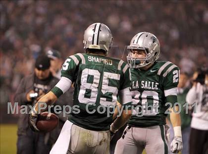 Thumbnail 1 in De La Salle vs. California (CIF NCS D1 Final) photogallery.