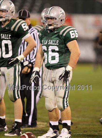 Thumbnail 1 in De La Salle vs. California (CIF NCS D1 Final) photogallery.
