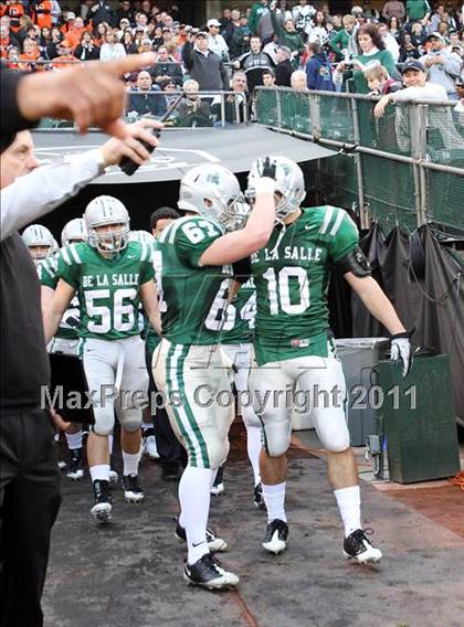 Thumbnail 1 in De La Salle vs. California (CIF NCS D1 Final) photogallery.