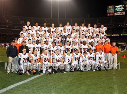 Thumbnail 3 in De La Salle vs. California (CIF NCS D1 Final) photogallery.