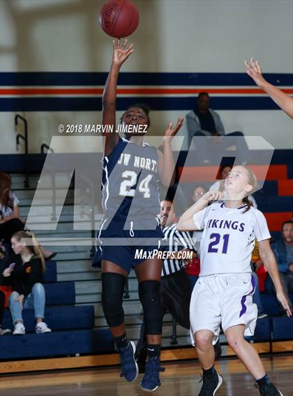 Thumbnail 1 in Valencia vs. JW North photogallery.