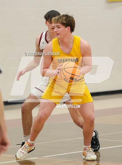 Thumbnail 2 in Windsor vs. Thomas Jefferson (CHSAA 5A Round 2) photogallery.