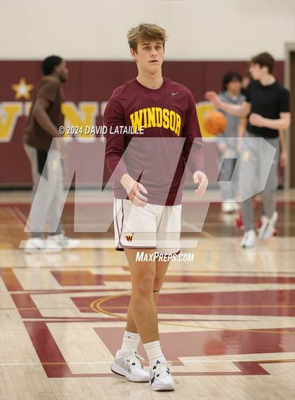 Thumbnail 1 in Windsor vs. Thomas Jefferson (CHSAA 5A Round 2) photogallery.