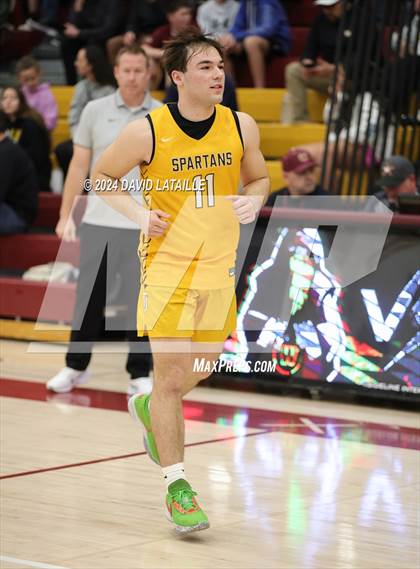 Thumbnail 2 in Windsor vs. Thomas Jefferson (CHSAA 5A Round 2) photogallery.