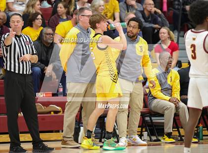Thumbnail 1 in Windsor vs. Thomas Jefferson (CHSAA 5A Round 2) photogallery.