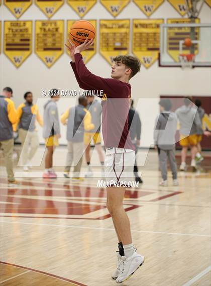 Thumbnail 3 in Windsor vs. Thomas Jefferson (CHSAA 5A Round 2) photogallery.