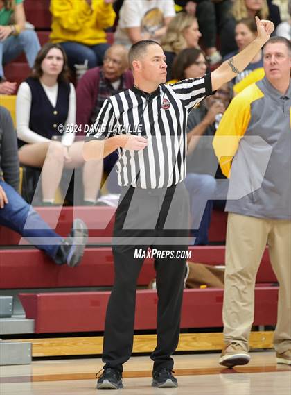 Thumbnail 1 in Windsor vs. Thomas Jefferson (CHSAA 5A Round 2) photogallery.