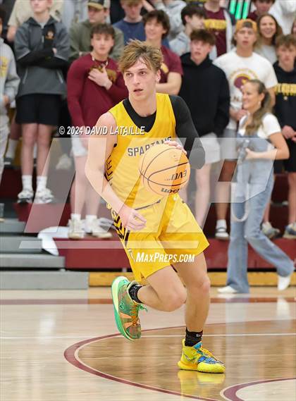 Thumbnail 3 in Windsor vs. Thomas Jefferson (CHSAA 5A Round 2) photogallery.