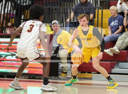 Thumbnail 3 in Windsor vs. Thomas Jefferson (CHSAA 5A Round 2) photogallery.
