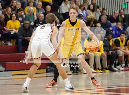 Thumbnail 2 in Windsor vs. Thomas Jefferson (CHSAA 5A Round 2) photogallery.