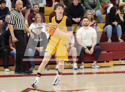 Thumbnail 3 in Windsor vs. Thomas Jefferson (CHSAA 5A Round 2) photogallery.