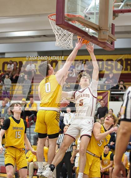 Thumbnail 3 in Windsor vs. Thomas Jefferson (CHSAA 5A Round 2) photogallery.