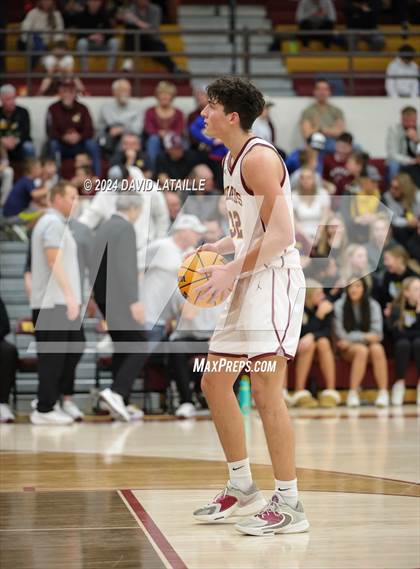 Thumbnail 1 in Windsor vs. Thomas Jefferson (CHSAA 5A Round 2) photogallery.