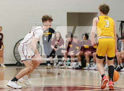 Thumbnail 1 in Windsor vs. Thomas Jefferson (CHSAA 5A Round 2) photogallery.