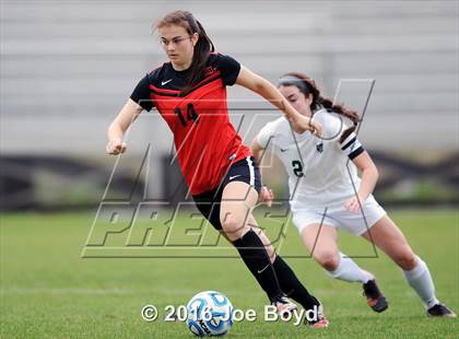 Thumbnail 3 in Hewitt-Trussville vs. Pope John Paul II (Southern Invitational Shootout 2016) photogallery.