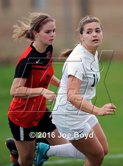 Thumbnail 3 in Hewitt-Trussville vs. Pope John Paul II (Southern Invitational Shootout 2016) photogallery.