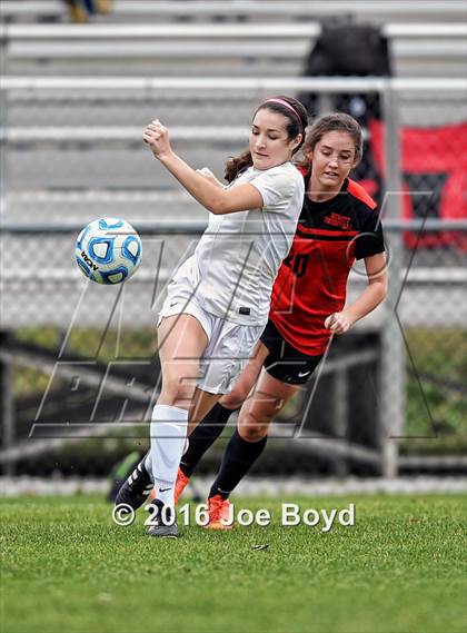 Thumbnail 3 in Hewitt-Trussville vs. Pope John Paul II (Southern Invitational Shootout 2016) photogallery.