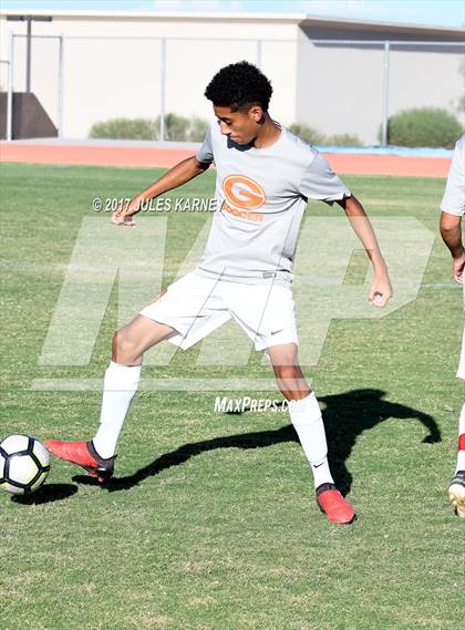 Thumbnail 2 in Spring Valley vs Bishop Gorman photogallery.