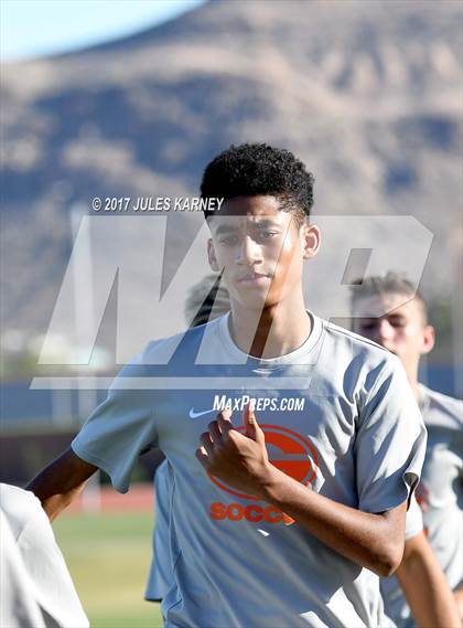 Thumbnail 2 in Spring Valley vs Bishop Gorman photogallery.