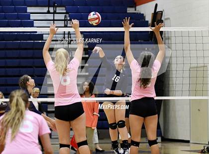 Thumbnail 2 in Shadow Ridge vs. Bishop Gorman photogallery.