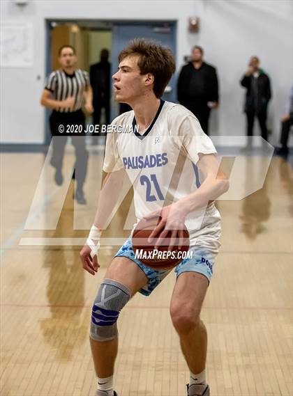 Thumbnail 3 in Bakersfield Christian @ Palisades (CIF SoCal D4 Regional Final) photogallery.