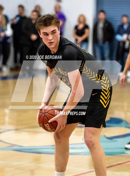 Thumbnail 1 in Bakersfield Christian @ Palisades (CIF SoCal D4 Regional Final) photogallery.