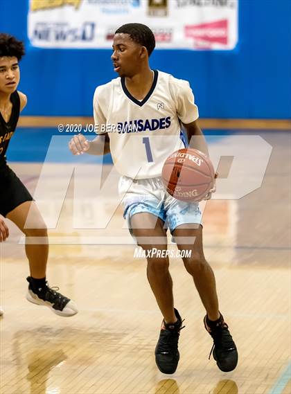 Thumbnail 2 in Bakersfield Christian @ Palisades (CIF SoCal D4 Regional Final) photogallery.