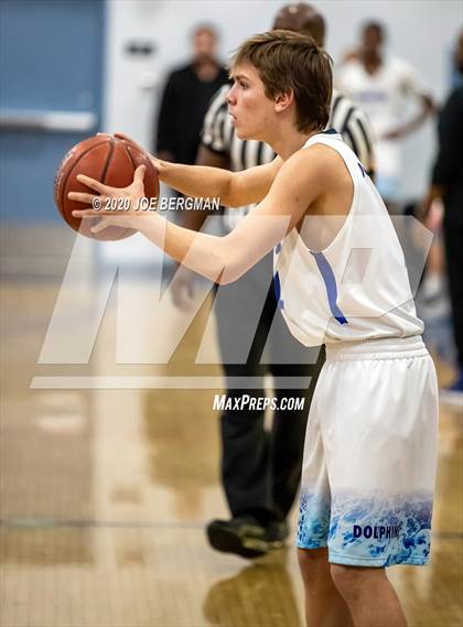 Thumbnail 3 in Bakersfield Christian @ Palisades (CIF SoCal D4 Regional Final) photogallery.