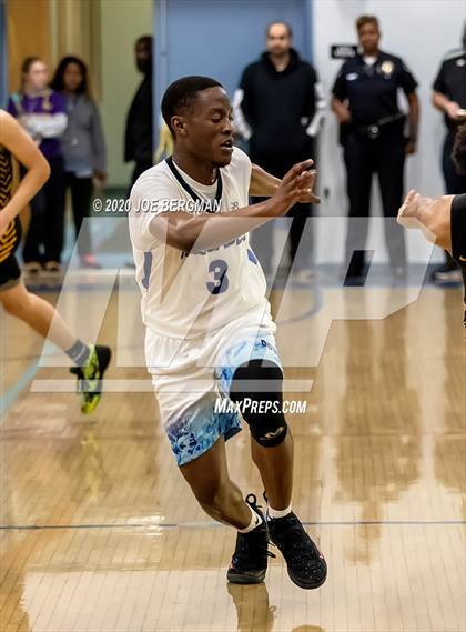 Thumbnail 1 in Bakersfield Christian @ Palisades (CIF SoCal D4 Regional Final) photogallery.