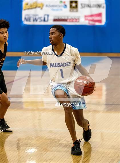 Thumbnail 1 in Bakersfield Christian @ Palisades (CIF SoCal D4 Regional Final) photogallery.