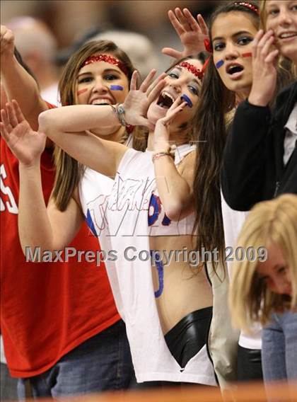 Thumbnail 2 in Bronxville vs. Southwestern (NYSPHSAA Class C Final) photogallery.