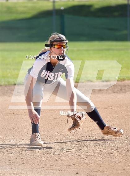 Thumbnail 1 in Granite Bay vs. Vista del Lago (Stephanie LeDoux Tournament) photogallery.
