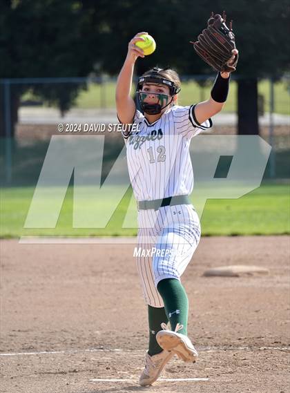Thumbnail 2 in Granite Bay vs. Vista del Lago (Stephanie LeDoux Tournament) photogallery.