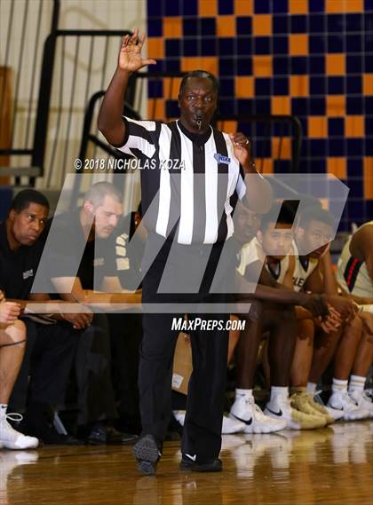 Thumbnail 2 in Salesian vs. Putnam City North (Tarkanian Classic) photogallery.