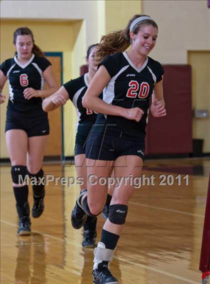 Thumbnail 3 in Waldron vs Edinburgh (IHSAA Volleyball Sectionals) photogallery.