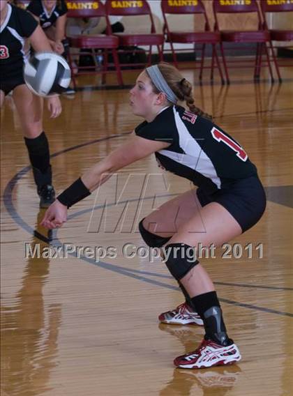 Thumbnail 3 in Waldron vs Edinburgh (IHSAA Volleyball Sectionals) photogallery.