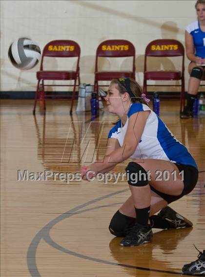 Thumbnail 2 in Waldron vs Edinburgh (IHSAA Volleyball Sectionals) photogallery.