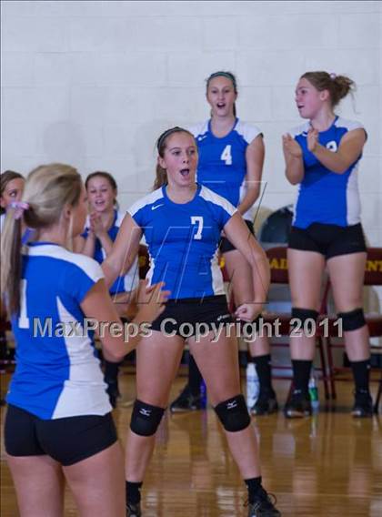 Thumbnail 1 in Waldron vs Edinburgh (IHSAA Volleyball Sectionals) photogallery.
