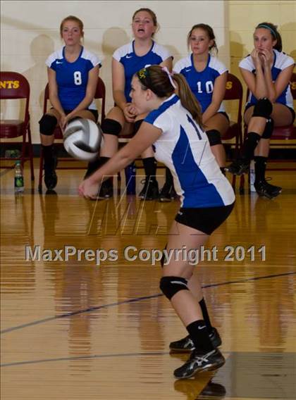 Thumbnail 1 in Waldron vs Edinburgh (IHSAA Volleyball Sectionals) photogallery.