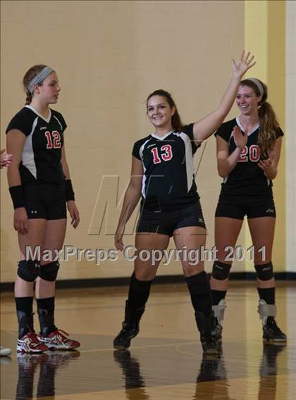 Thumbnail 3 in Waldron vs Edinburgh (IHSAA Volleyball Sectionals) photogallery.