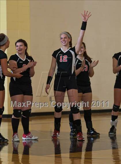 Thumbnail 2 in Waldron vs Edinburgh (IHSAA Volleyball Sectionals) photogallery.
