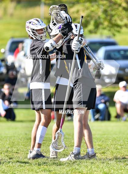 Thumbnail 3 in Warwick @ Cornwall Central photogallery.