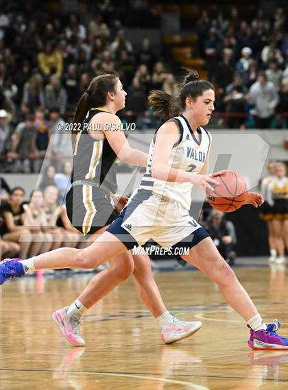 Thumbnail 3 in Arapahoe @ Valor Christian (CHSAA 5A Final Four) photogallery.