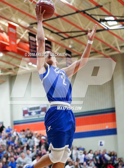 Thumbnail 2 in Celeste vs. Lindsay (UIL 2A Regional Semifinal) photogallery.